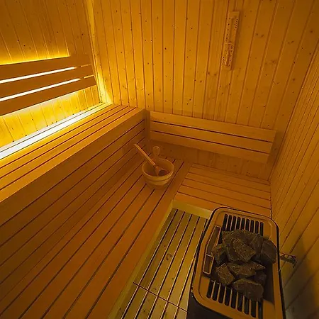 ホステル Moho L *