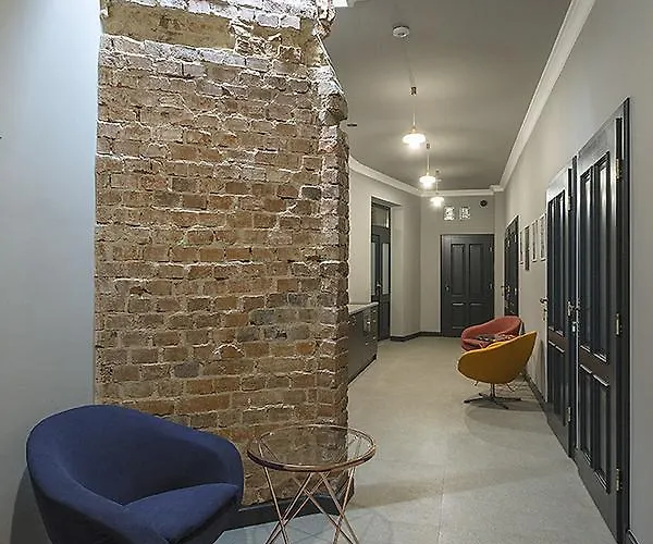 Хостел Moho L *